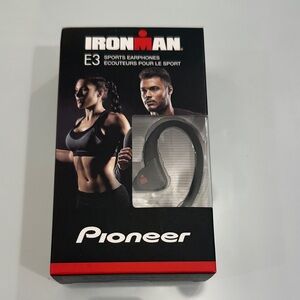PIONEER Ironman E3 Earphones - Sleek Black Design